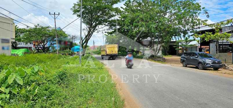 dijual tanah jalan yam sabran