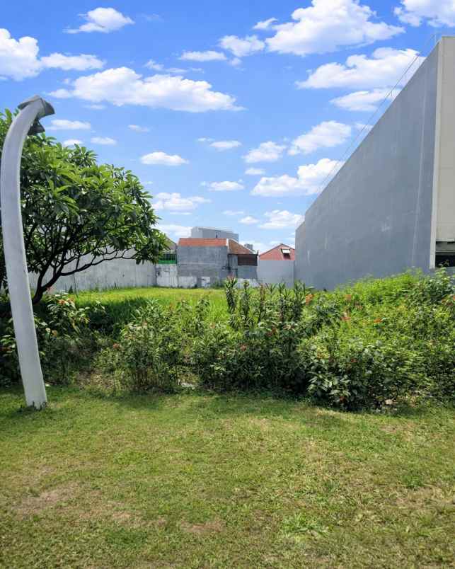 dijual tanah pakuwon indah boulevard