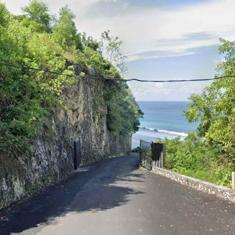 dijual tanah pantai melasti karmakandara