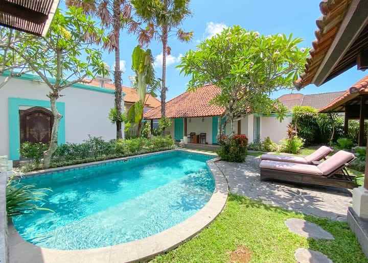 dijual villa berawa canggu bali