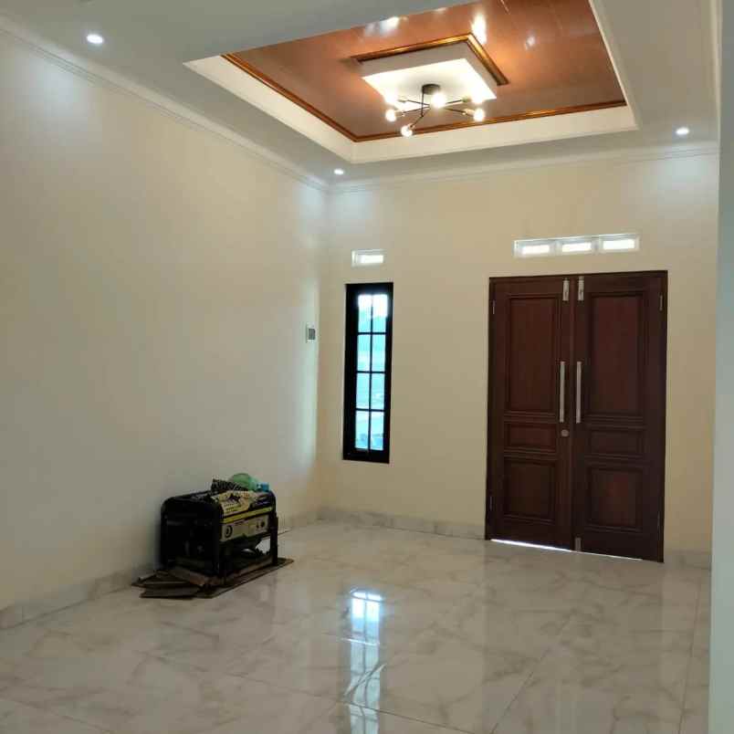 dijual villa jl wonosari km 7