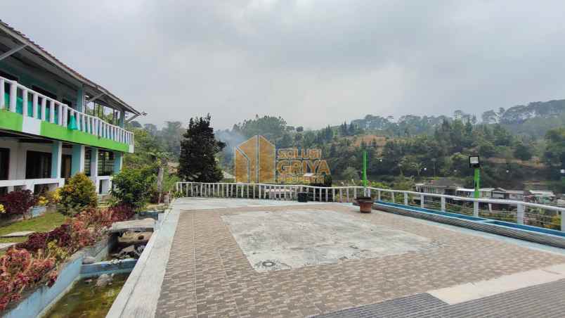 dijual villa kelurahan cibereum