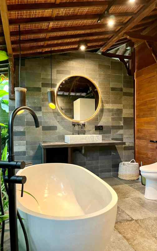 dijual villa ubud bali shm full furnished