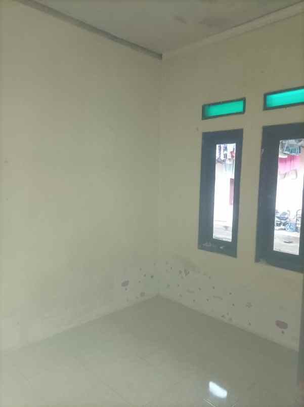 dikontrakkan rumah 1 lantai