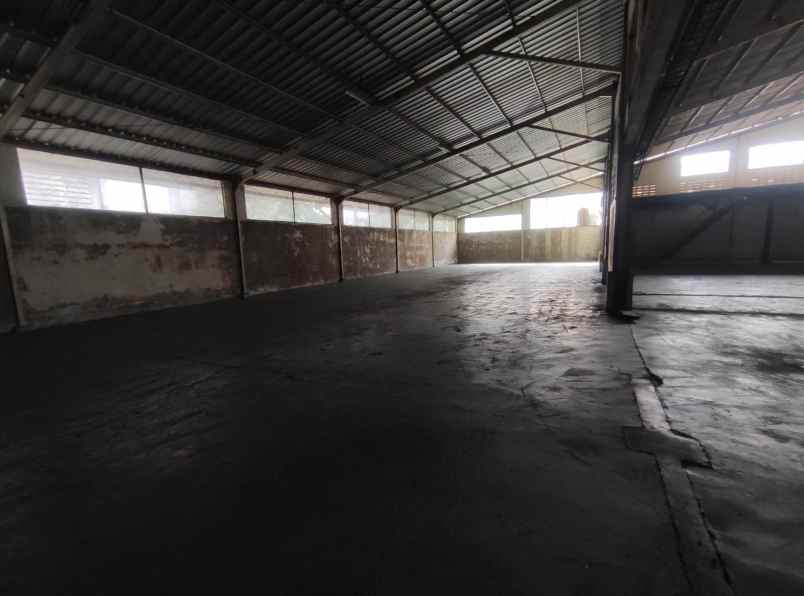 disewakan gudang 4000 m2 dicikupa tangerang