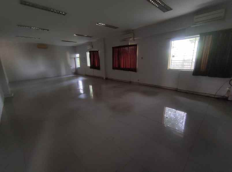 disewakan gudang 4000 m2 dicikupa tangerang