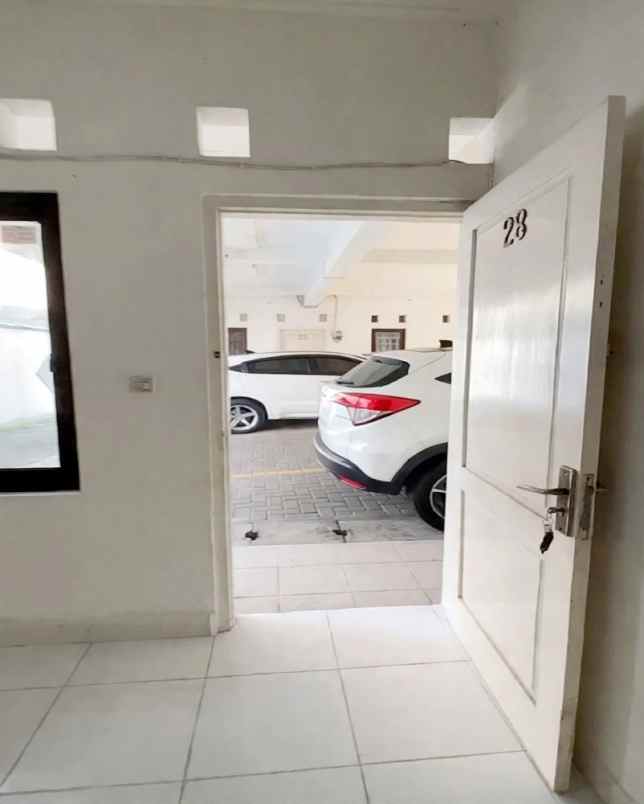disewakan kost jl raya jagakarsa no 1a rt