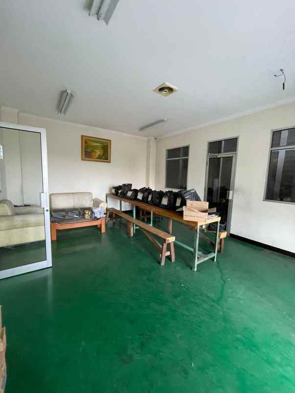 disewakan ruko gudang kantor delta silicon lippo cikarang