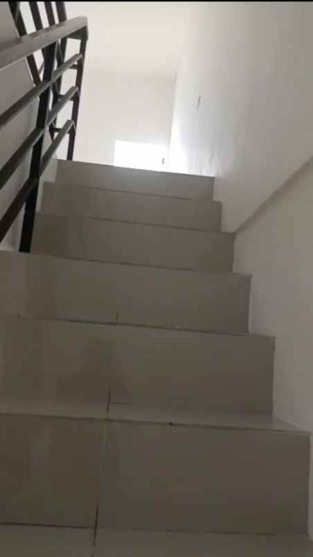 disewakan ruko gudang kantor jl klakah rejo kandangan
