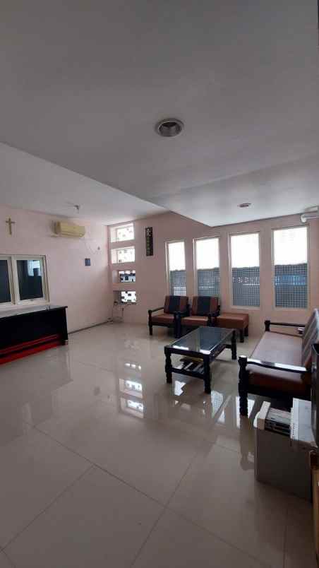 disewakan ruko gudang kantor kedung cowek