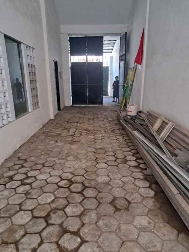 disewakan ruko gudang kantor rungkut asri