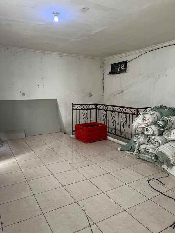 disewakan ruko gudang kantor sentra niaga boulevard hijau