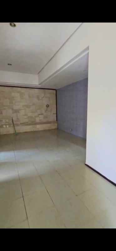 disewakan rumah area jalan mahendradata