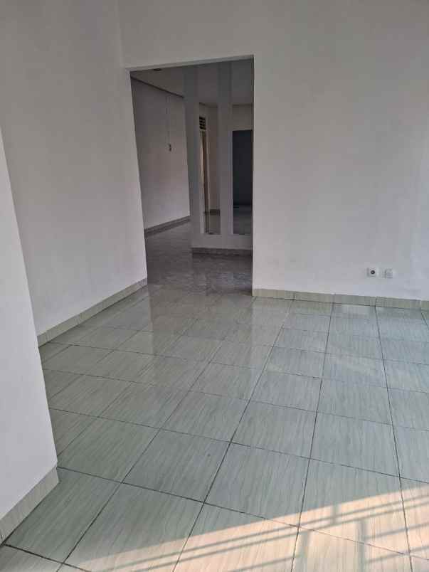 disewakan rumah boulevard hijau