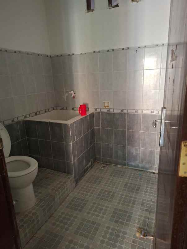 disewakan rumah boulevard hijau