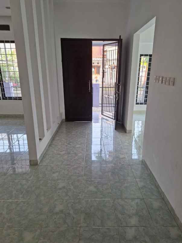 disewakan rumah boulevard hijau