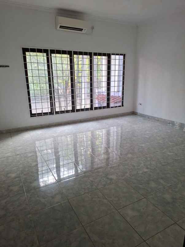 disewakan rumah boulevard hijau