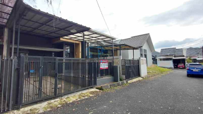 disewakan rumah cihanjuang