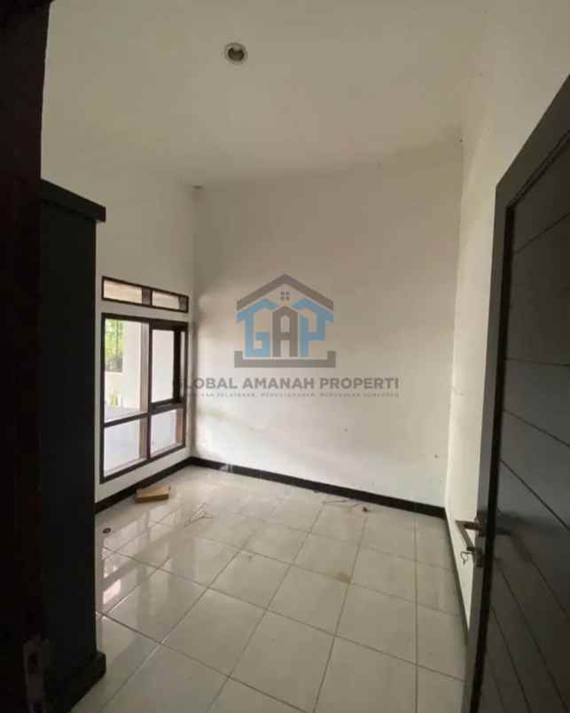 disewakan rumah cihanjuang