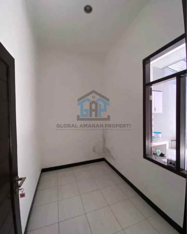 disewakan rumah cihanjuang