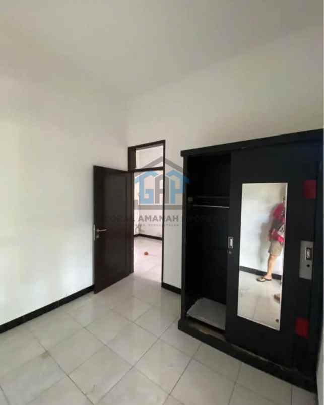 disewakan rumah cihanjuang