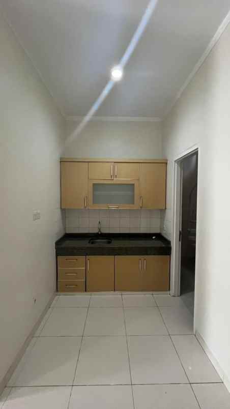 disewakan rumah di area favorit discovery bintaro