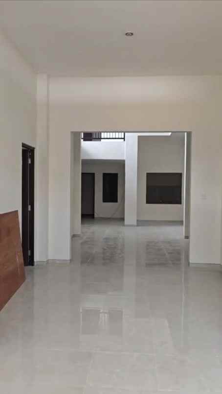 disewakan rumah di ngagel jaya tengah