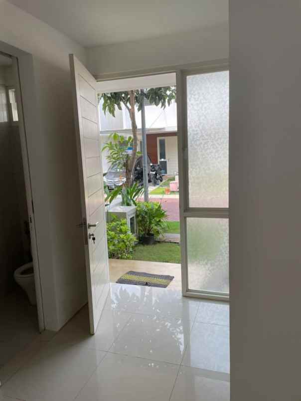 disewakan rumah dian istana