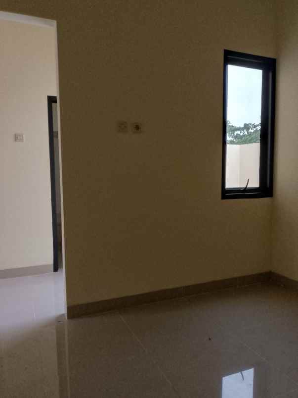 disewakan rumah jl pilar sukatani no 2