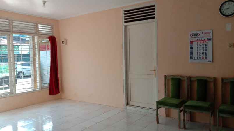 disewakan rumah perum teluk akses jalan utama