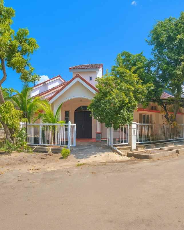 disewakan rumah rungkut mapan tengah