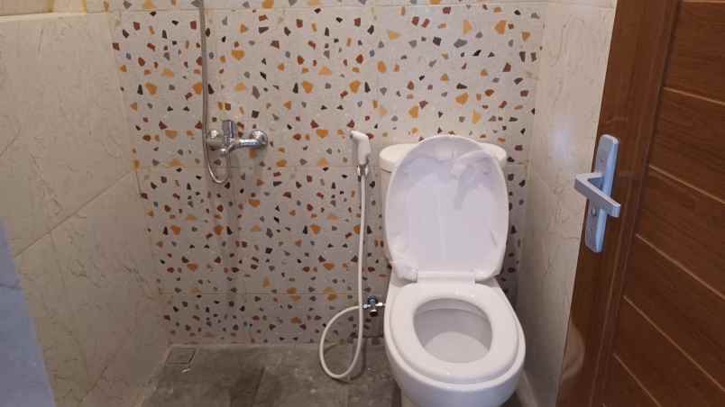 disewakan rumah taman pulogebang