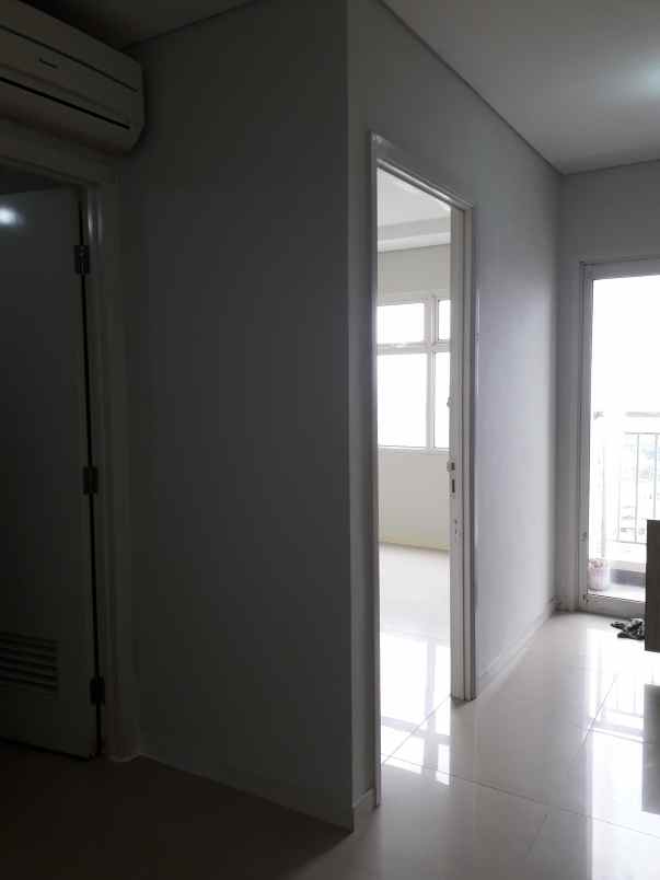 disewakan tahunan 1 br unfurnished madison park