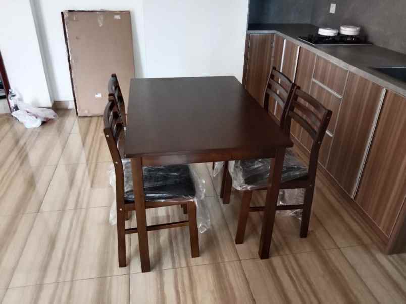 disewakan unit furnish apartemen grand sungkono lagoon