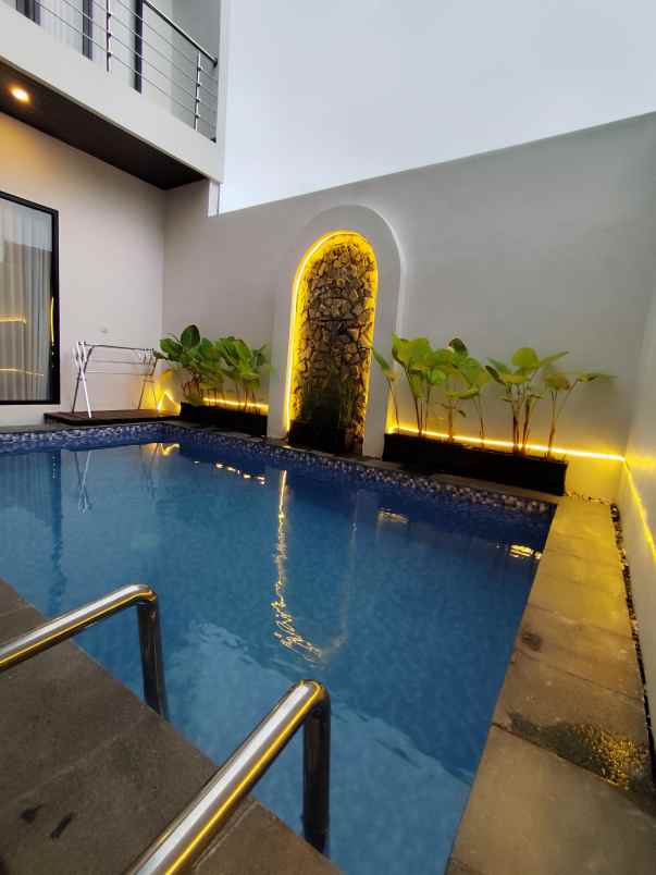 disewakan villa oro oro ombo