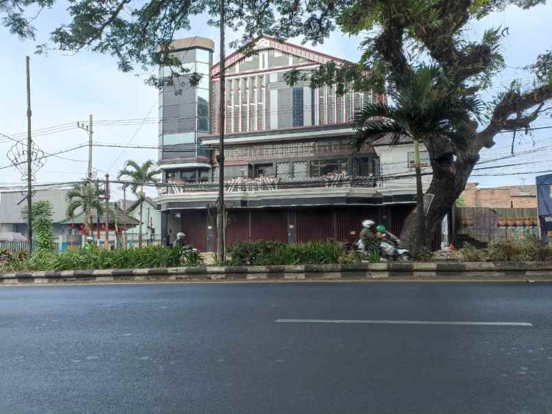 Gedung Strategis Super Murah Luas Di Singosari Malang