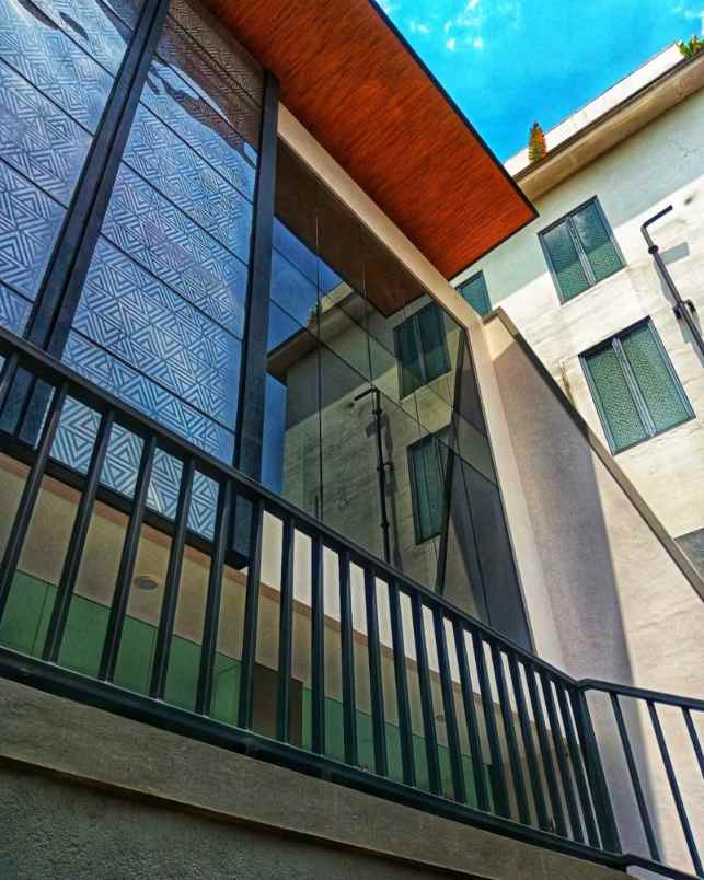 jual gedung soho baru di area duren sawit