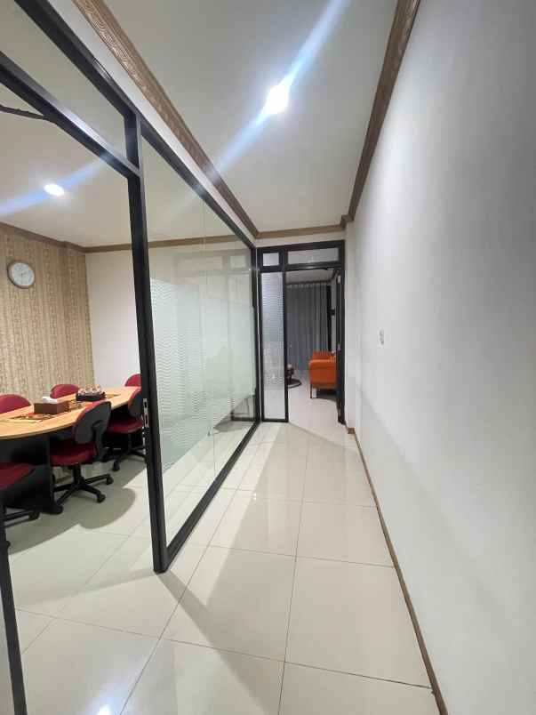 jual ruko 4 lantai terjangkau