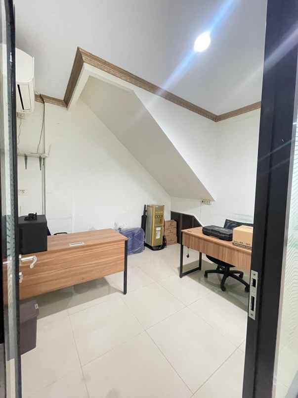 jual ruko 4 lantai terjangkau