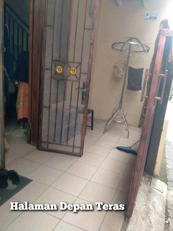 jual rumah 2 5 lantai siap huni