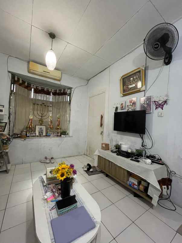 jual rumah tinggal second lokasi villa dago tol