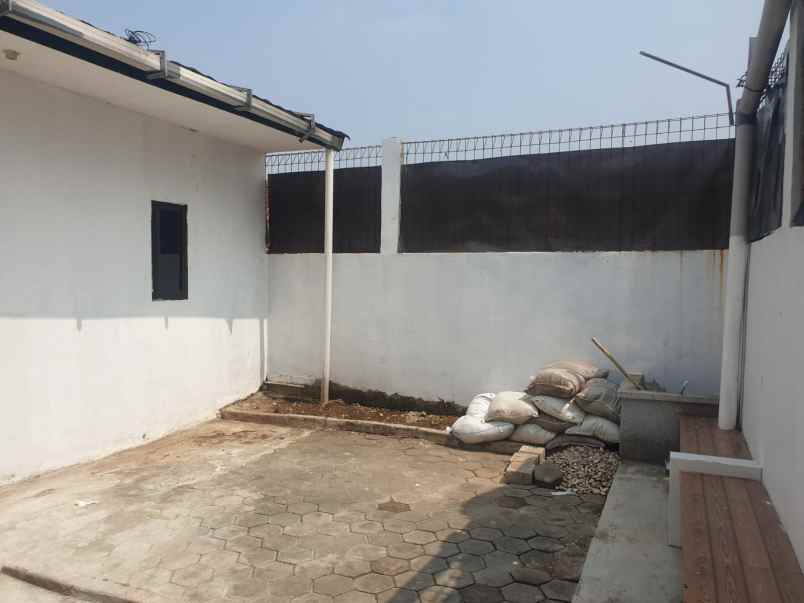 jual tempat usaha bagus di raya mohammad toha bogor