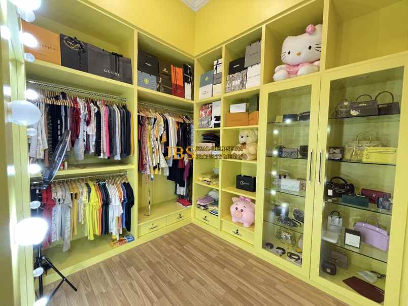 jual villa siap huni lux di komplek cemara hijau medan