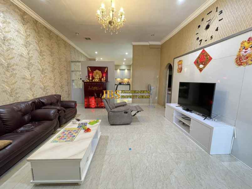 jual villa siap huni lux di komplek cemara hijau medan