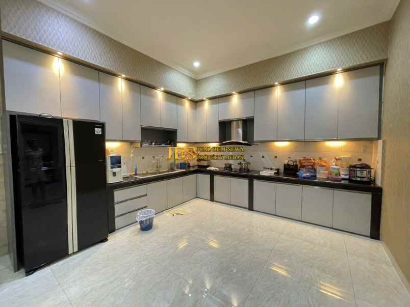 jual villa siap huni lux di komplek cemara hijau medan