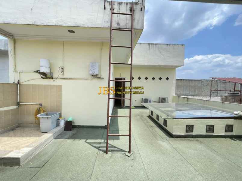 jual villa siap huni lux di komplek cemara hijau medan