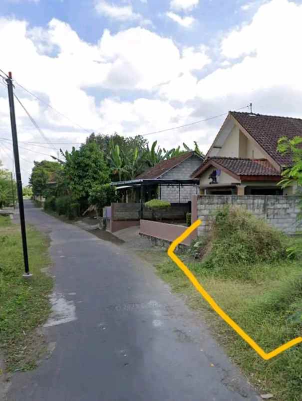 kavling tanah tepi aspal dekat pasar godean sleman