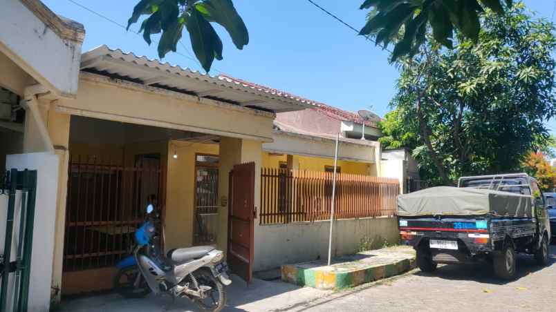 murah bisa dipecah jadi 2 rumah rungkut barata