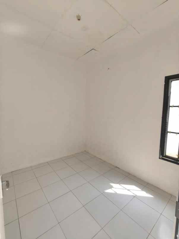 over kredit murah bangunan hebel