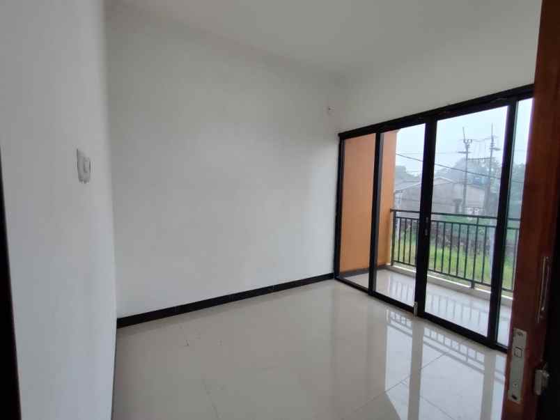 perumahan islami 2 lantai dekat exit tol sawangan shm